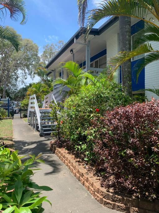 Beachfront At Silver Sands Hervey Bay Exteriör bild